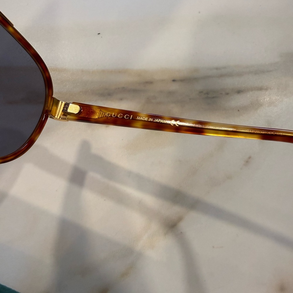 Gucci Aviator Sunglasses - Picture 6 of 9